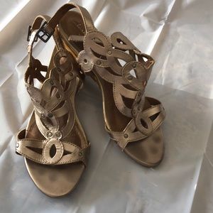 Clark’s Artisan strapping sandal